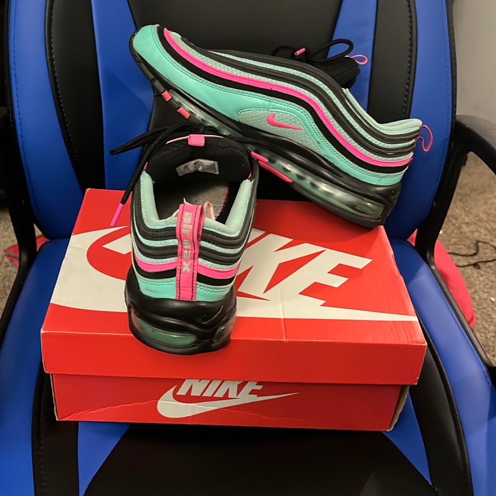 “Used” - Picture 4 of 5